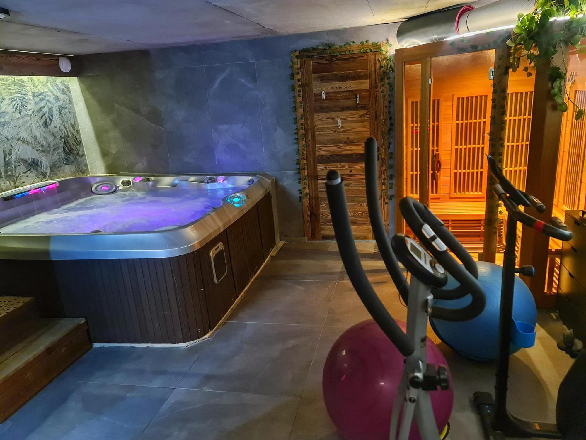 Le Passionnant Hotell Morzine Eksteriør bilde